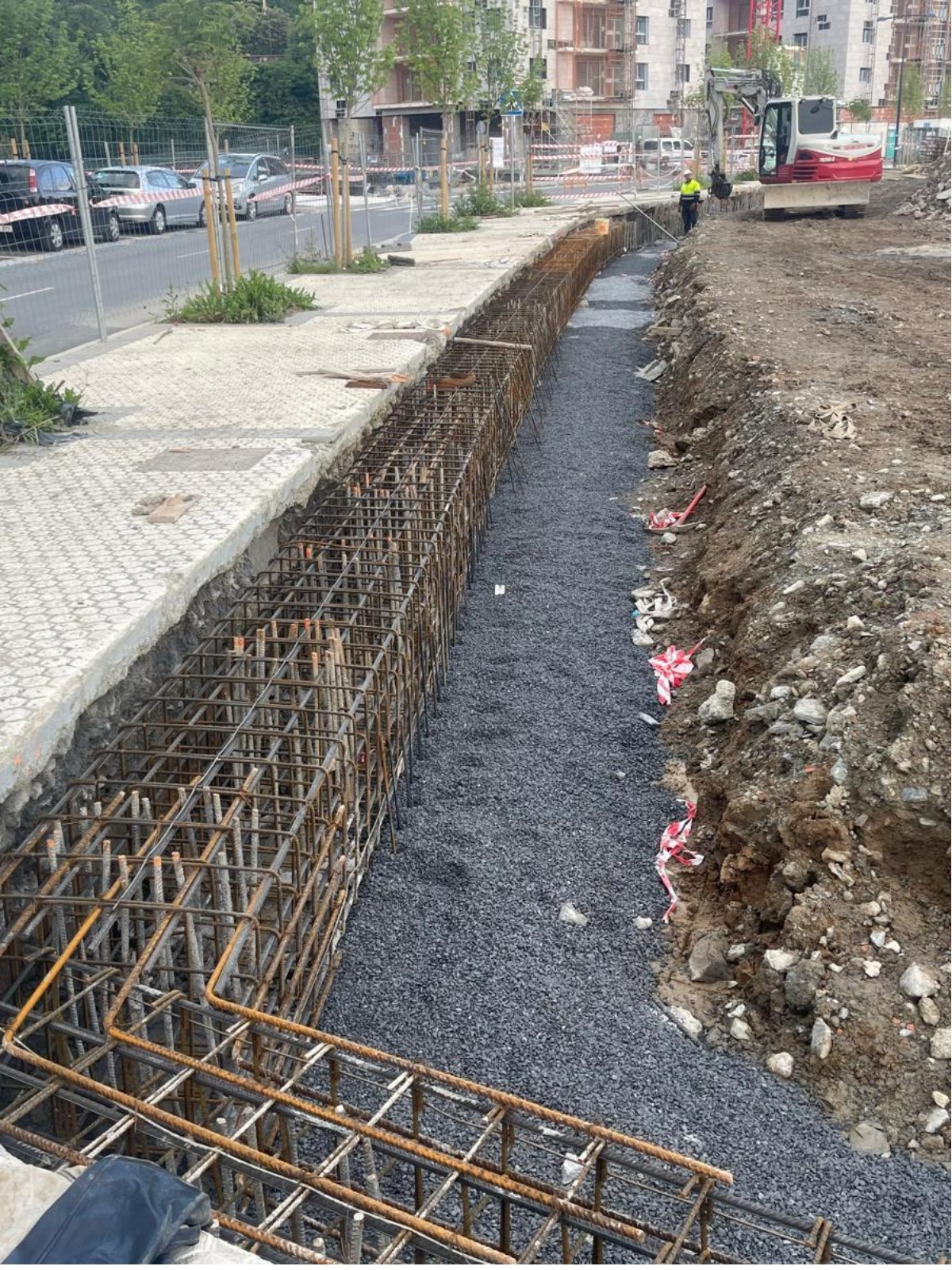 Equipe de ferreiros no canteiro